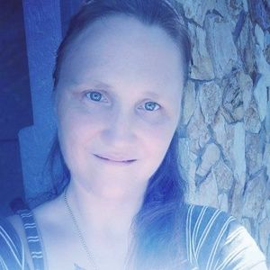 Meet your Posher, Lisa a